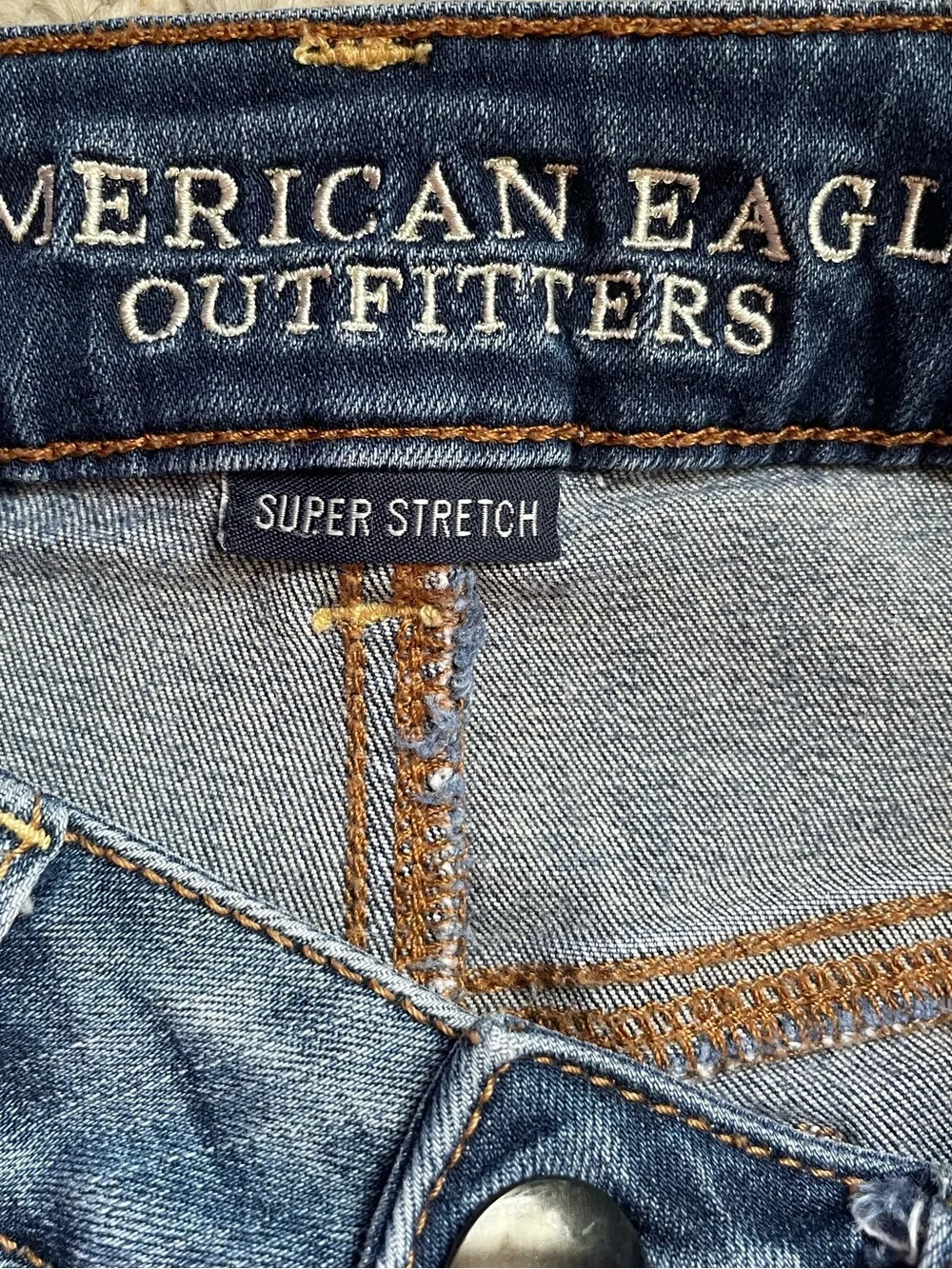 🦅AEO•Hi•Rise•Shortie - LacePocket JeanShorts 💗